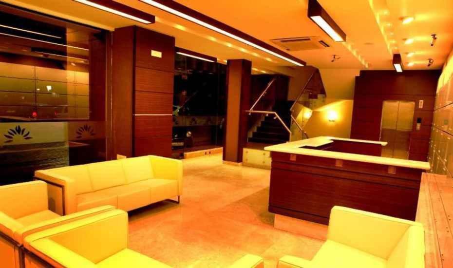 Sunflower Hotel Mysore Ngoại thất bức ảnh